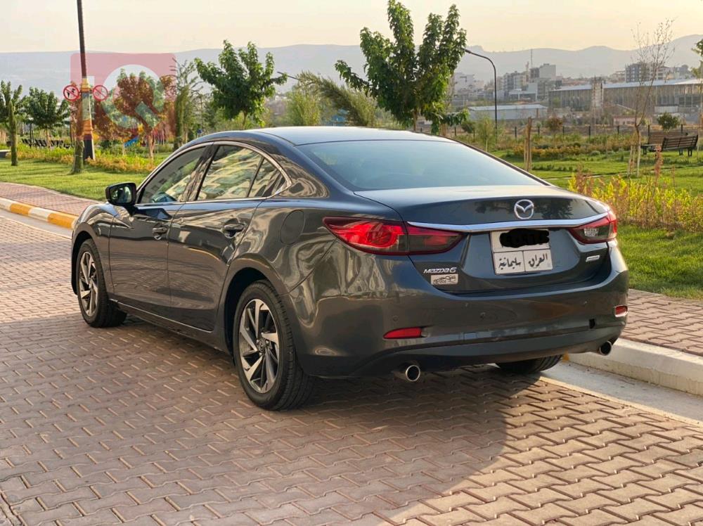 Mazda 6